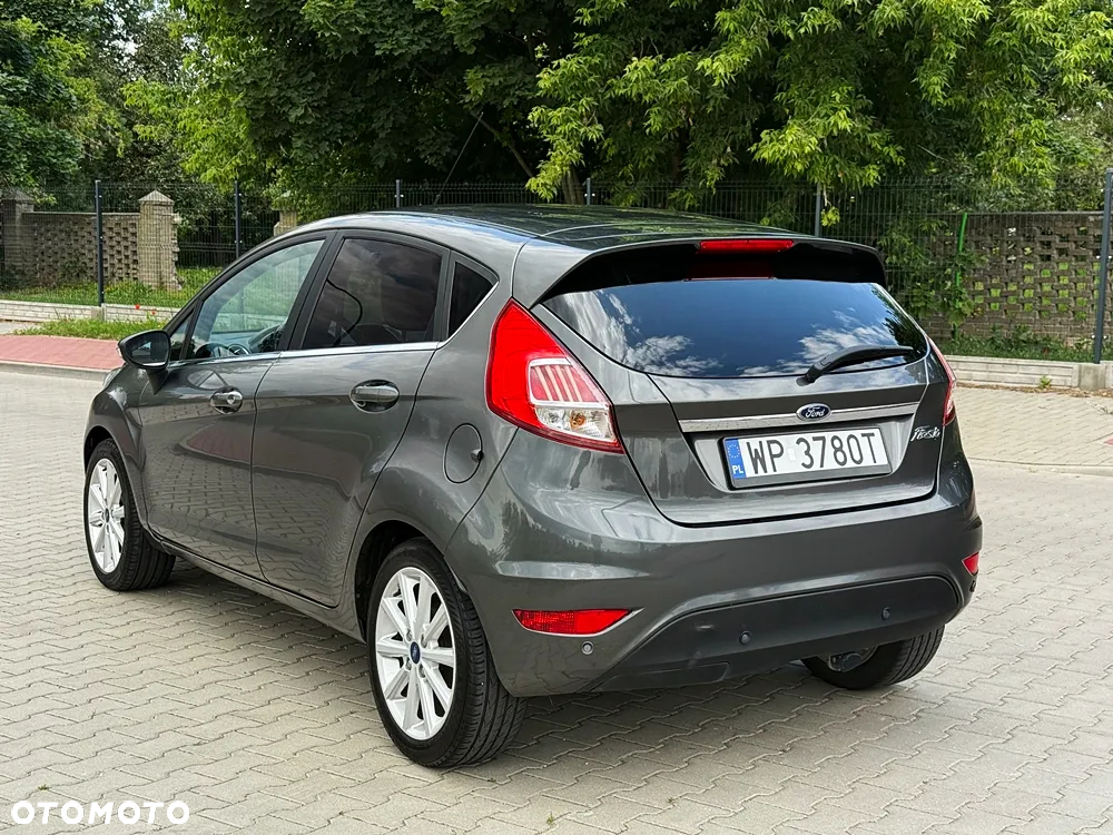 Ford Fiesta 1.5 TDCi Titanium - 12