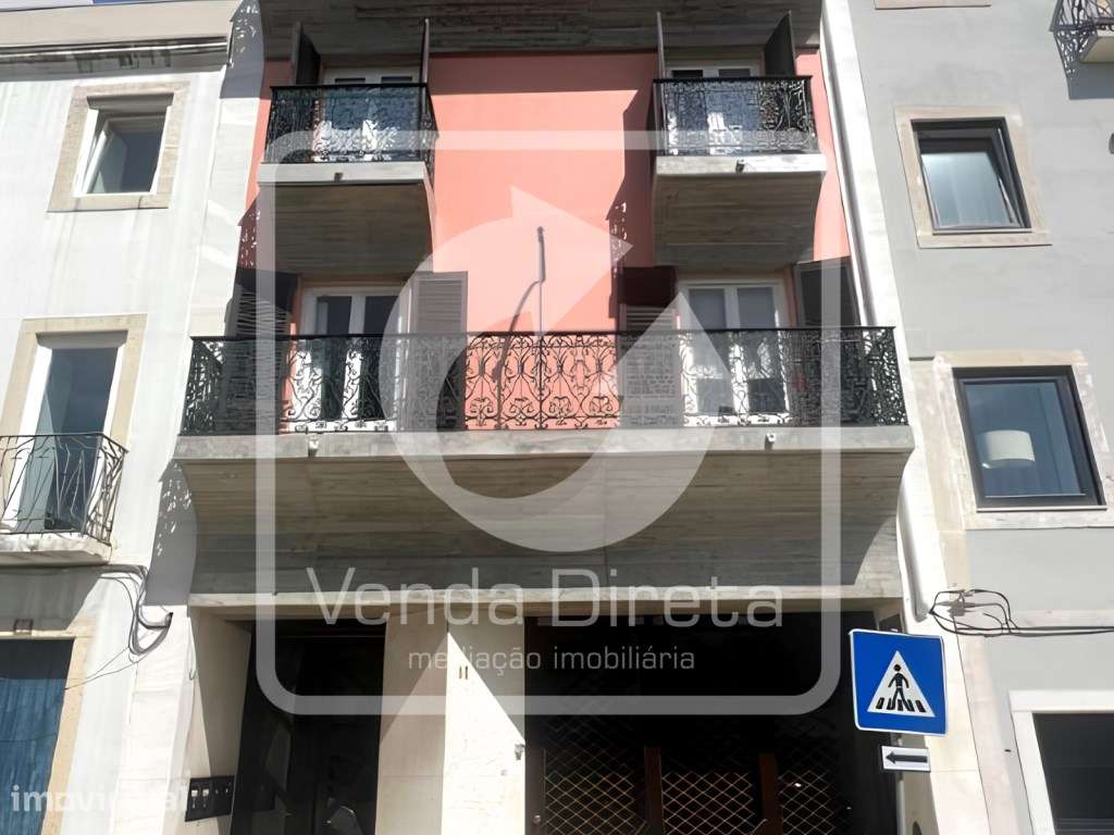 Loja com 450m² na Estrela | 2 Pisos | Excelente localização - IMÓVE... - Grande imagem: 2/19