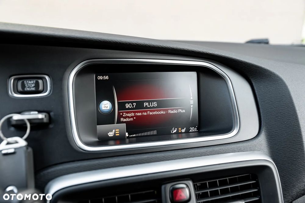 Volvo V40 D3 Geartronic RDesign - 39