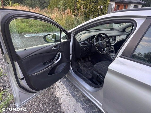Opel Astra 1.6 CDTI Enjoy - 8