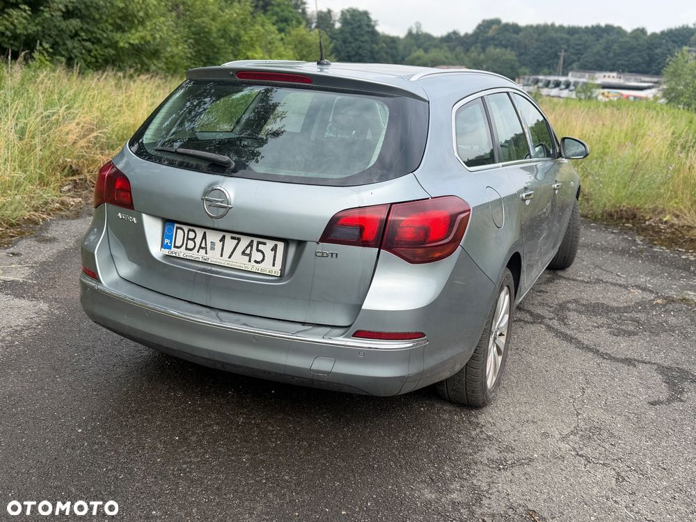 Opel Astra 1.7 CDTI Executive - 3
