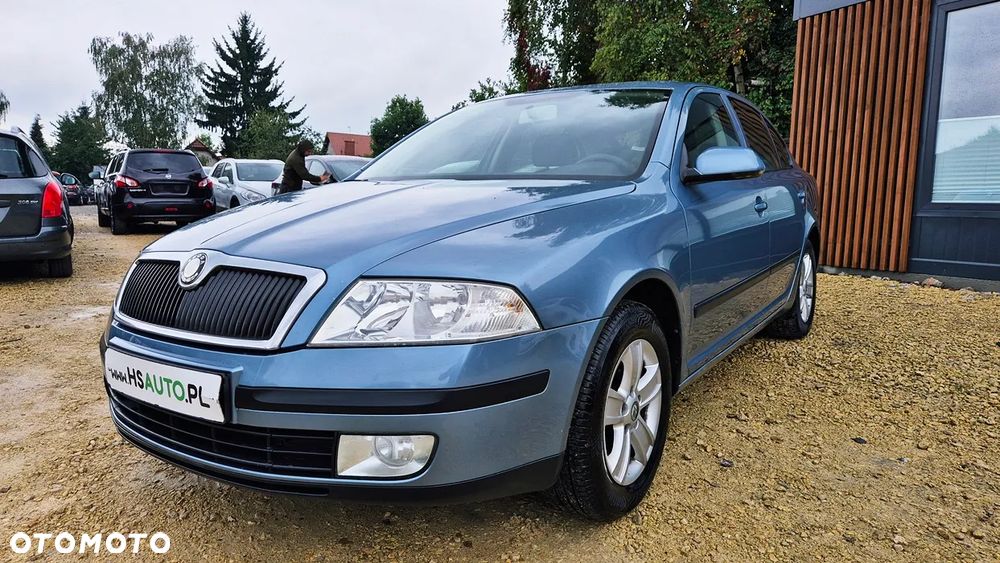 Skoda Octavia 1.6 Family Plus - 28