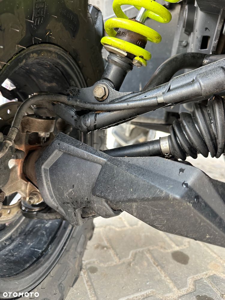 Can-Am Outlander - 16