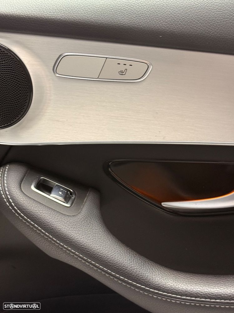 Mercedes-Benz GLC 300 de Coupe 4Matic 9G-TRONIC AMG Line - 25