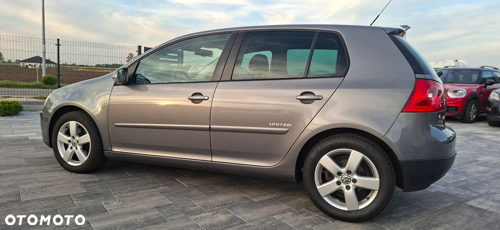 Volkswagen Golf 1.6 United - 16