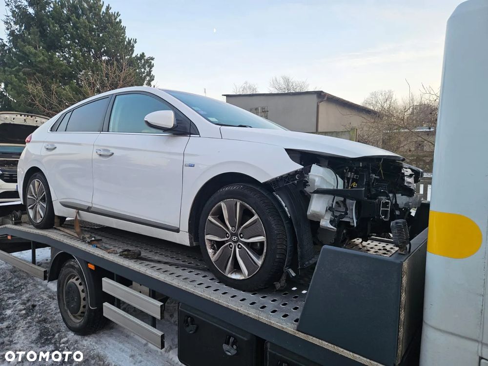 Hyundai IONIQ 1.6 GDI - 6