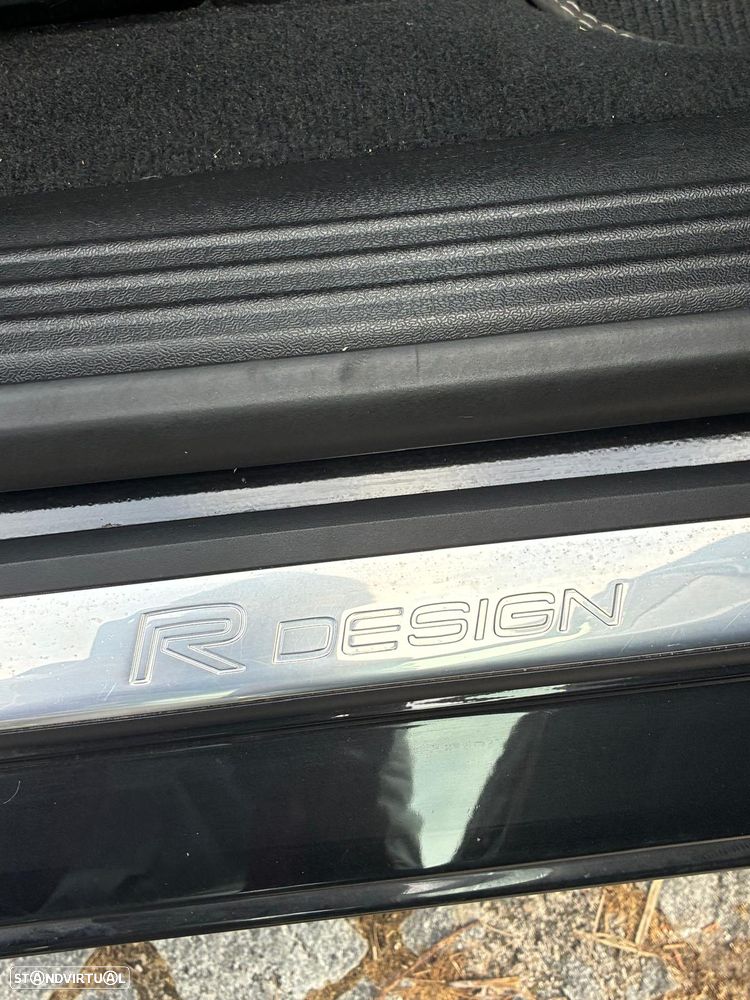 Volvo V40 2.0 D2 R-Design - 19