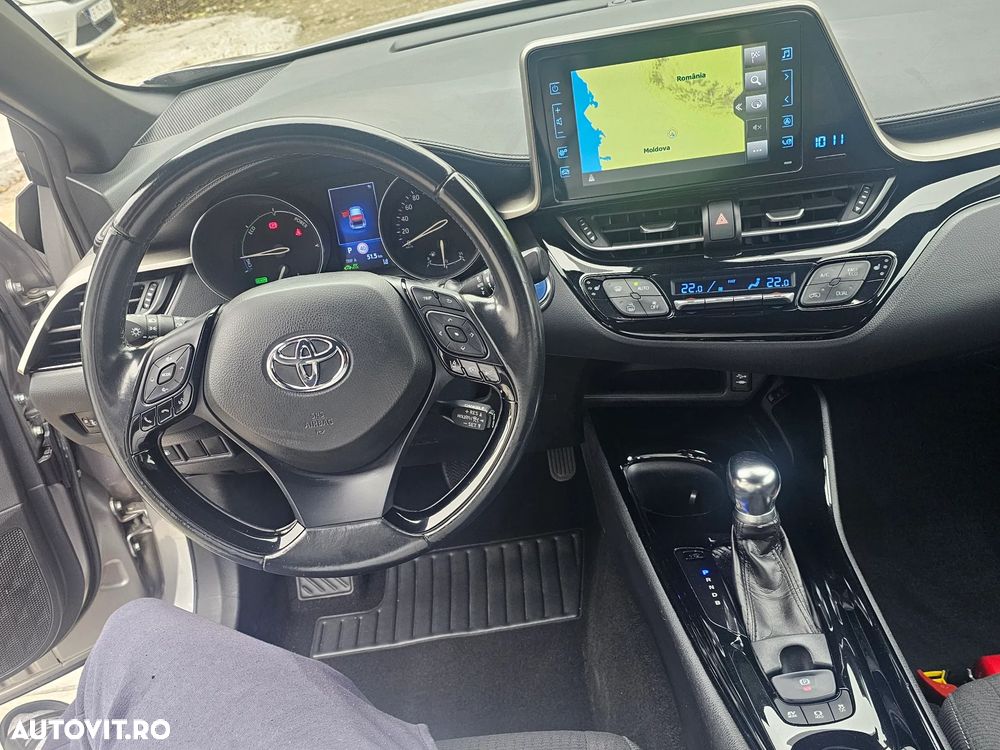 Toyota C-HR Business-Edition - 17