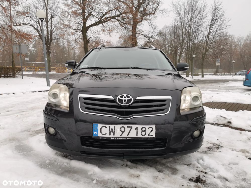 Toyota Avensis 1.8 VVT-i Combi - 2