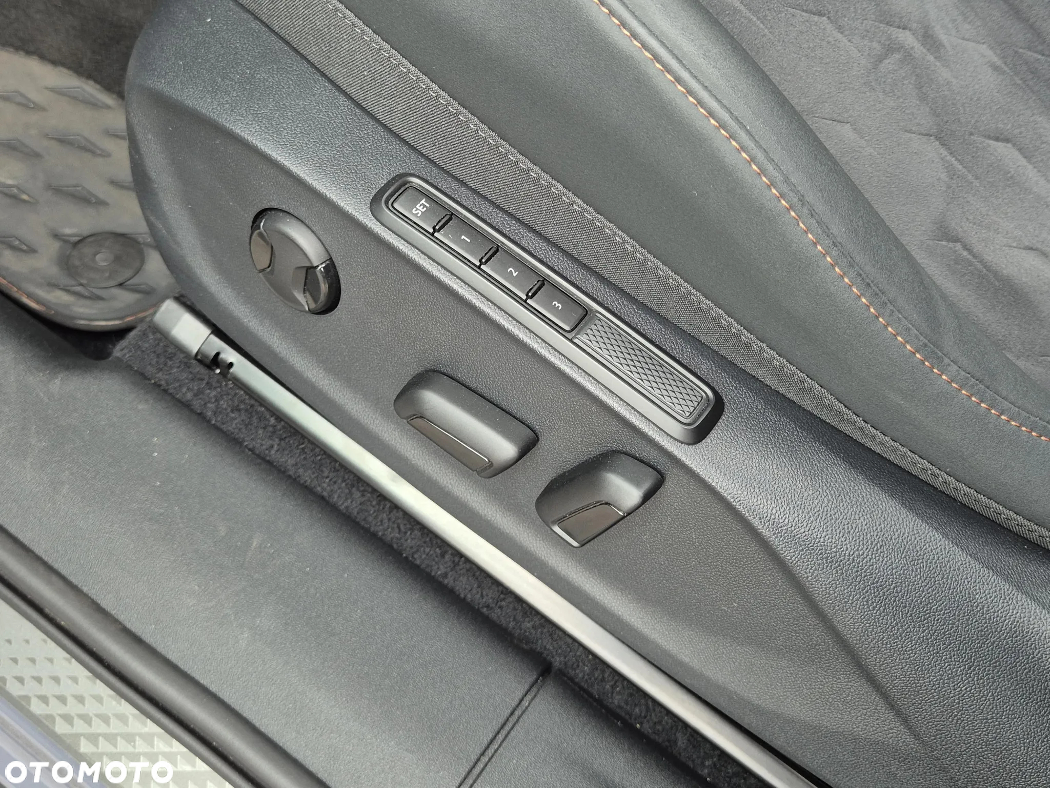 Cupra Terramar 2.0 TSI 4Drive VZ DSG - 23