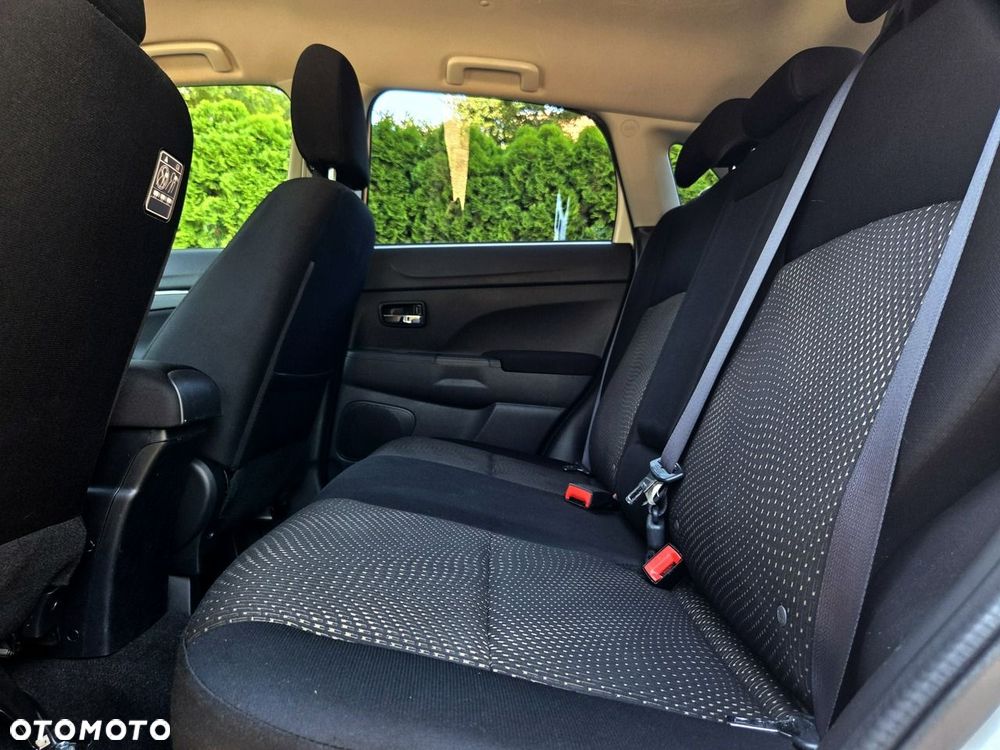 Mitsubishi ASX 1.6 Invite - 12