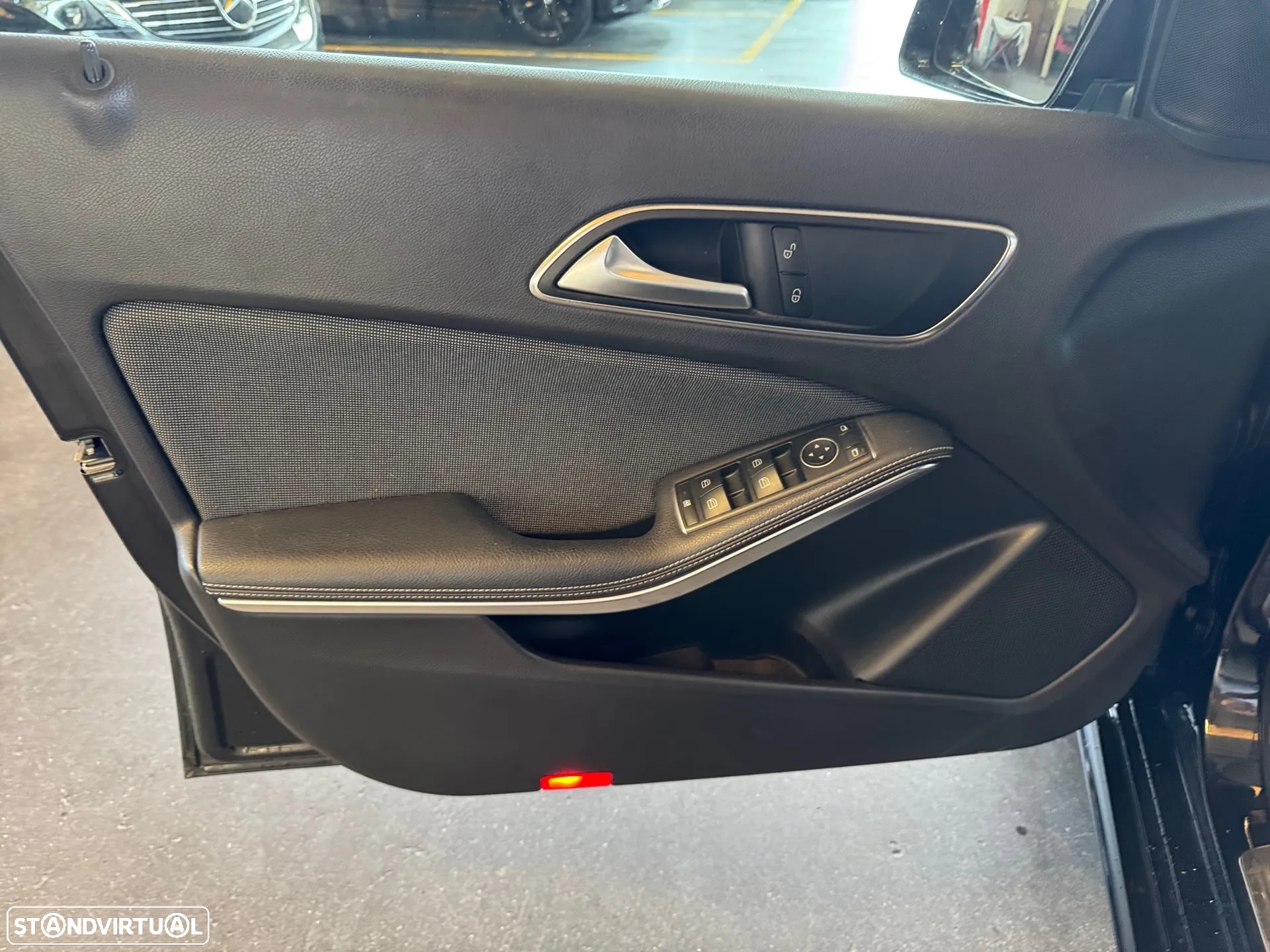 Mercedes-Benz A 180 d BlueEFFICIENCY Edition Style - 16