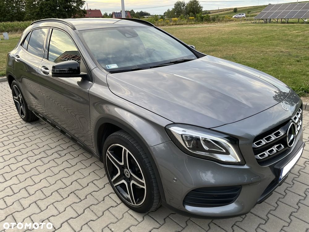 Mercedes-Benz GLA 250 4-Matic AMG Line
