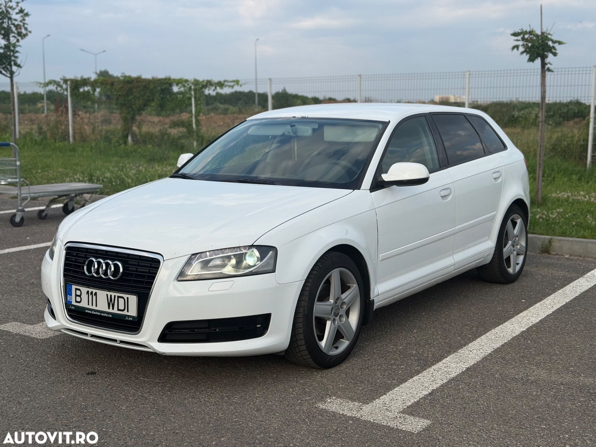 Audi A3 Sportback 1.6 TDI Ambition - 1