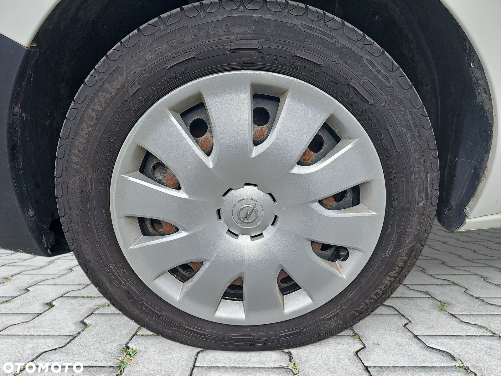 Opel combo-van - 9