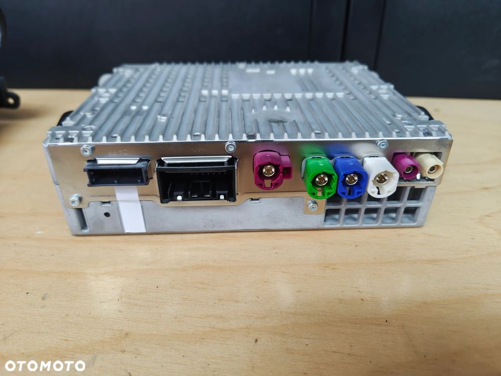 BMW X5 G05  HARMAN moduł nawigacacji i multimediów  Head unit 65 12 5 A2C 079 - 4