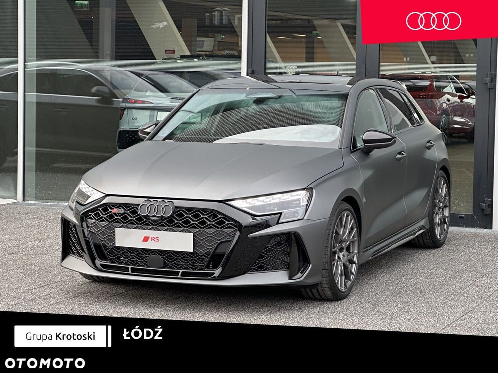 Audi RS3 Sportback - 1