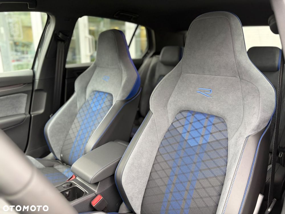 Volkswagen Golf 2.0 TSI 4Motion R DSG - 11