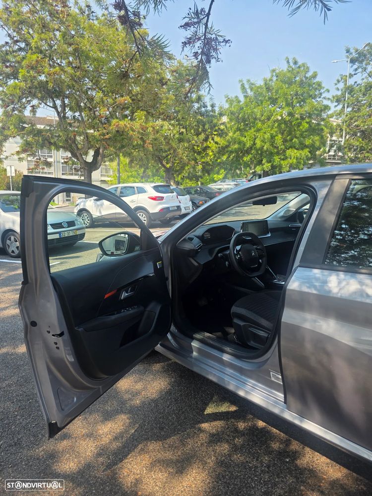 Peugeot e-208 Active Pack - 14