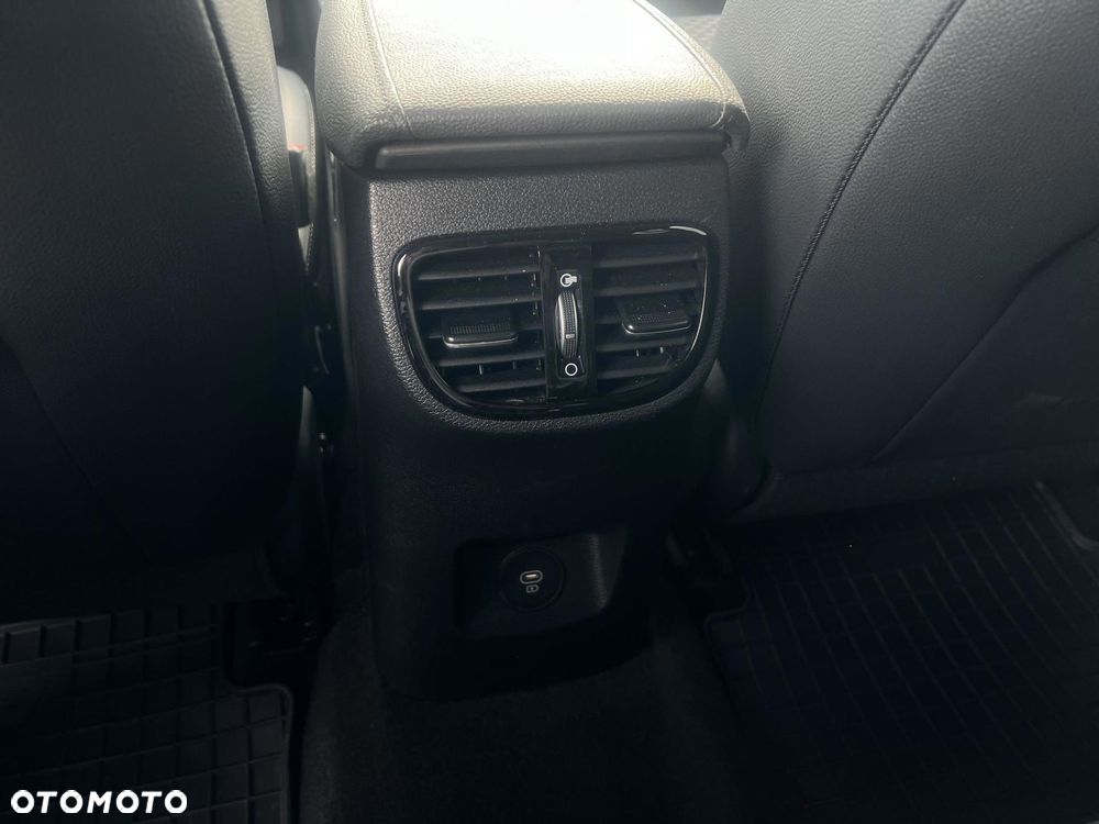 Kia Ceed 1.5 T-GDI Tribute DCT - 28