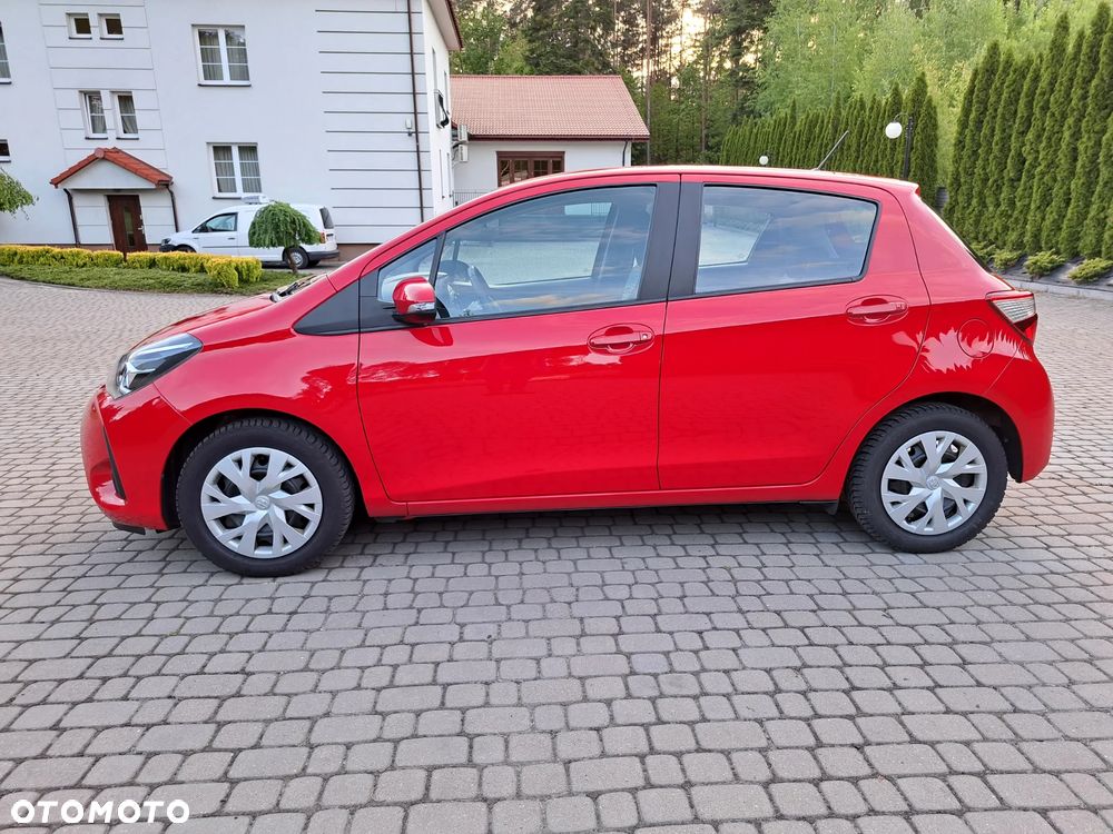 Toyota Yaris 1.0 Premium EU6 - 10