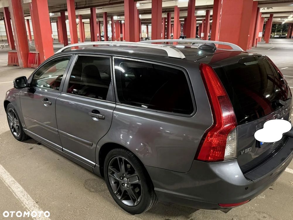 Volvo V50 D4 Momentum - 9