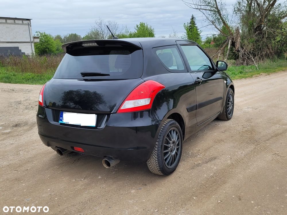 Suzuki Swift 1.2 Premium - 10