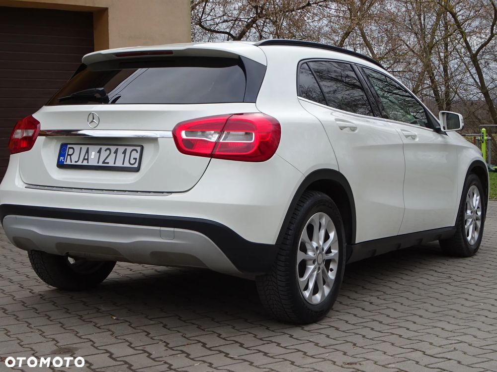 Mercedes-Benz GLA 180 (CDI) d - 7