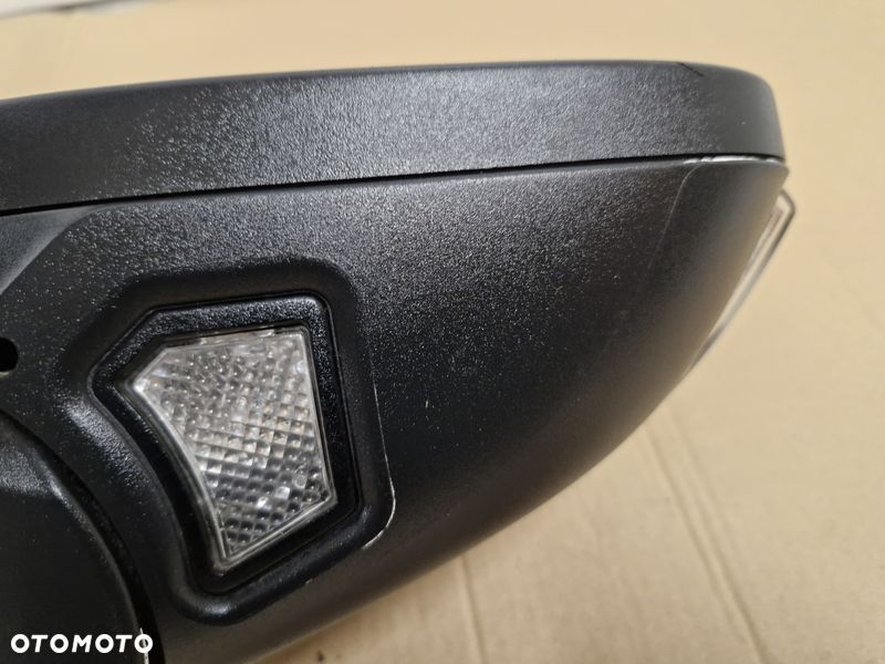 VOLVO V60 1 I LUSTERKO DRZWI PRAWE 12 PIN - 10