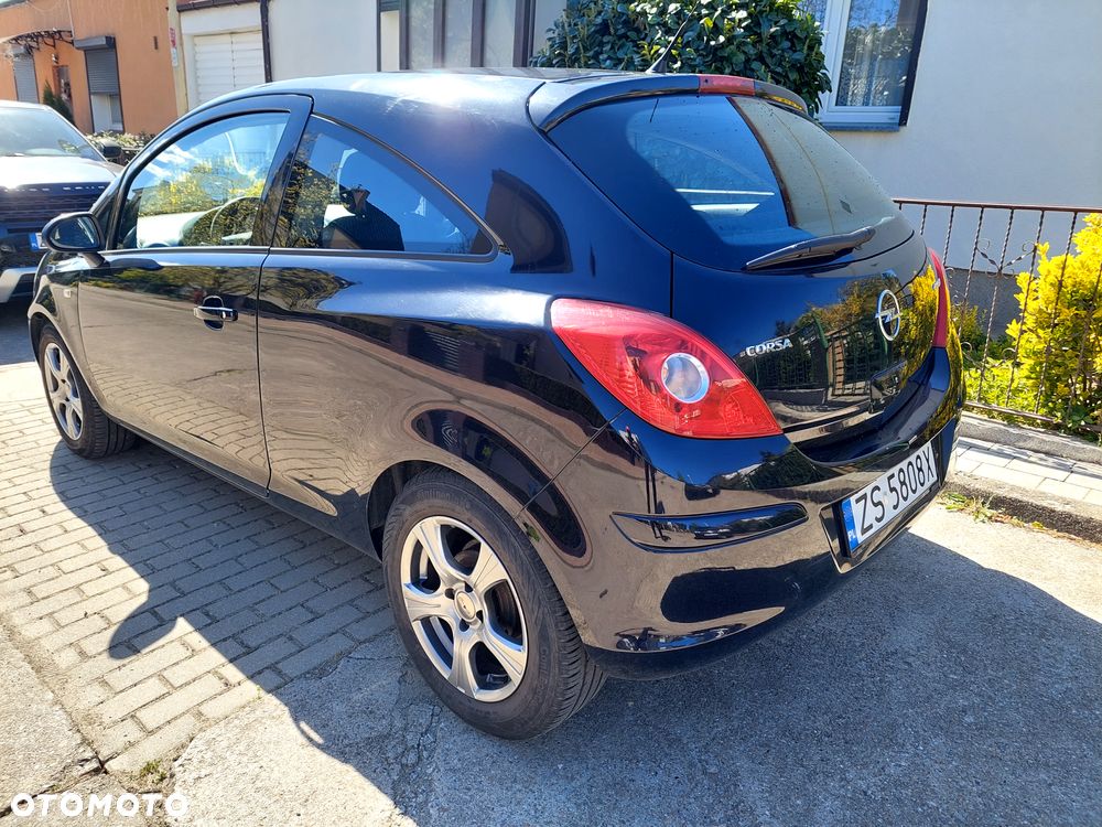 Opel Corsa - 2