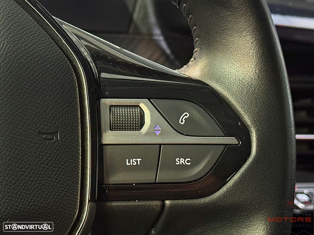 Peugeot 2008 1.2 PureTech Allure Pack - 25