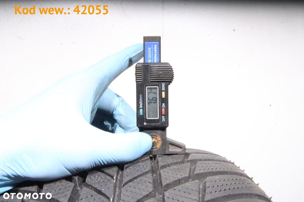 Bridgestone Blizzak LM001 - 245/45 R19 - 2