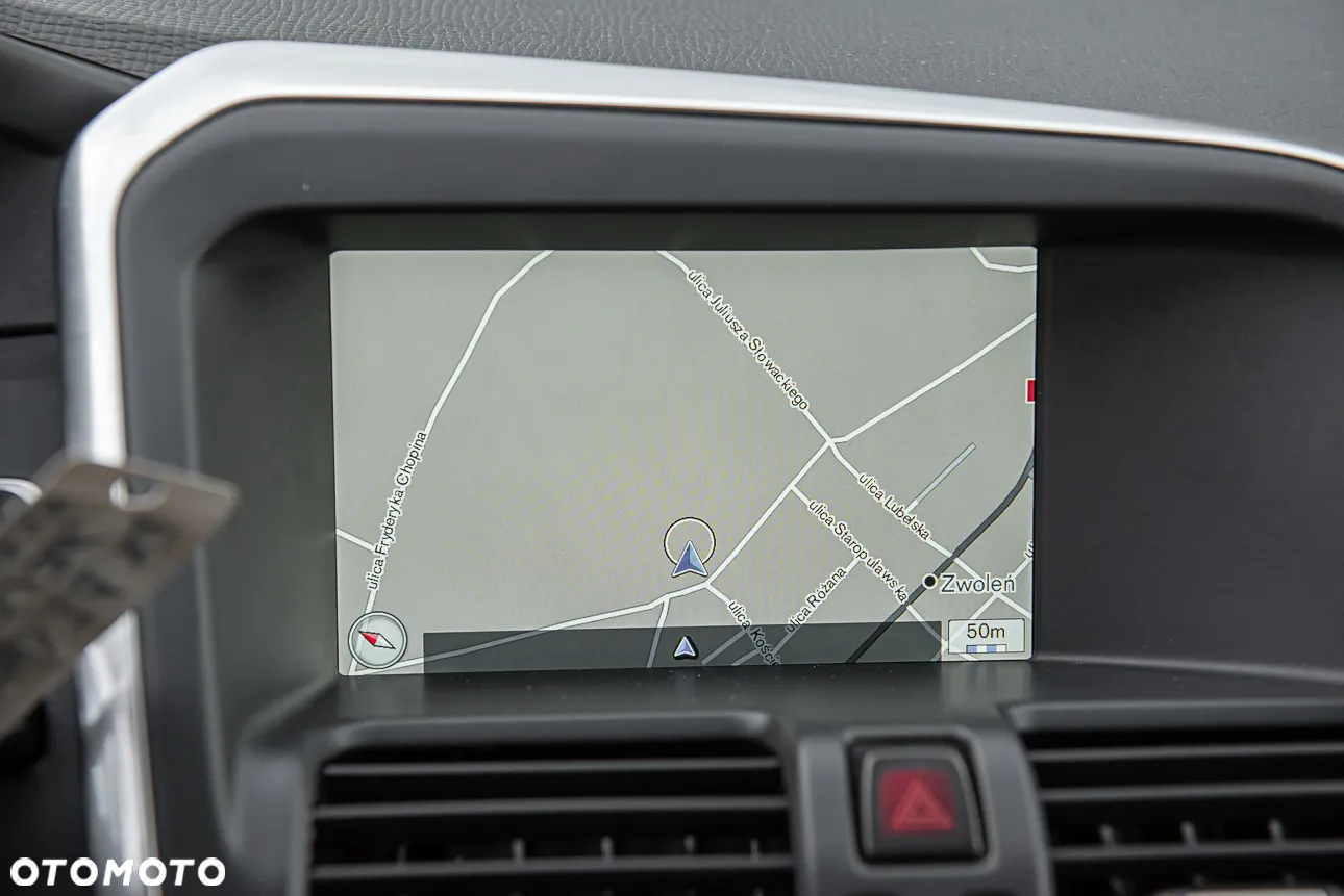 Volvo XC 60 D4 Geartronic Momentum - 22
