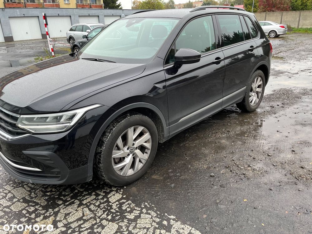 Volkswagen Tiguan 2.0 TSI 4Mot Life DSG - 4
