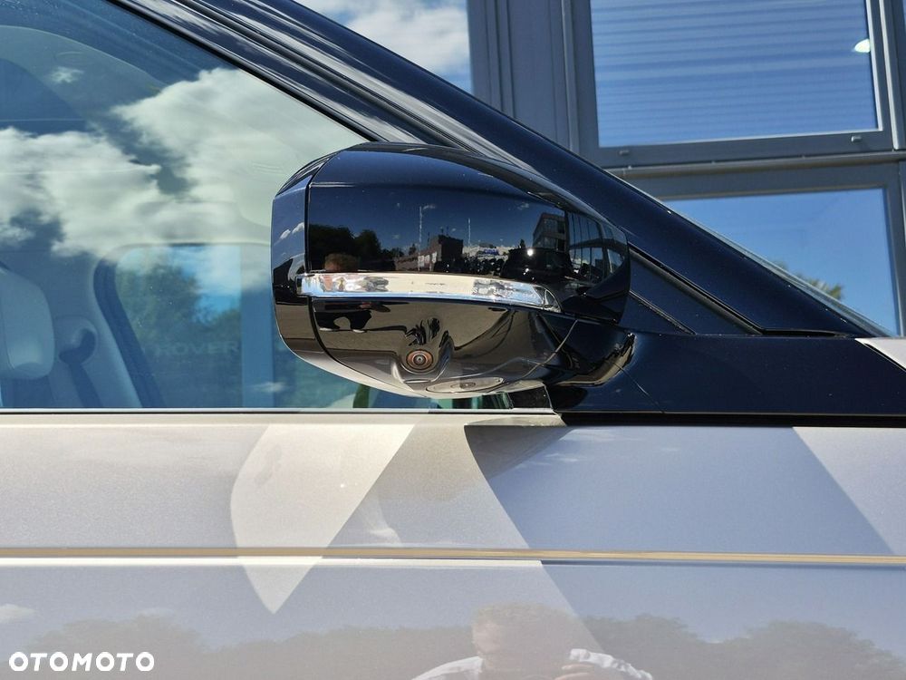 Land Rover Discovery D250 Dynamic SE - 16
