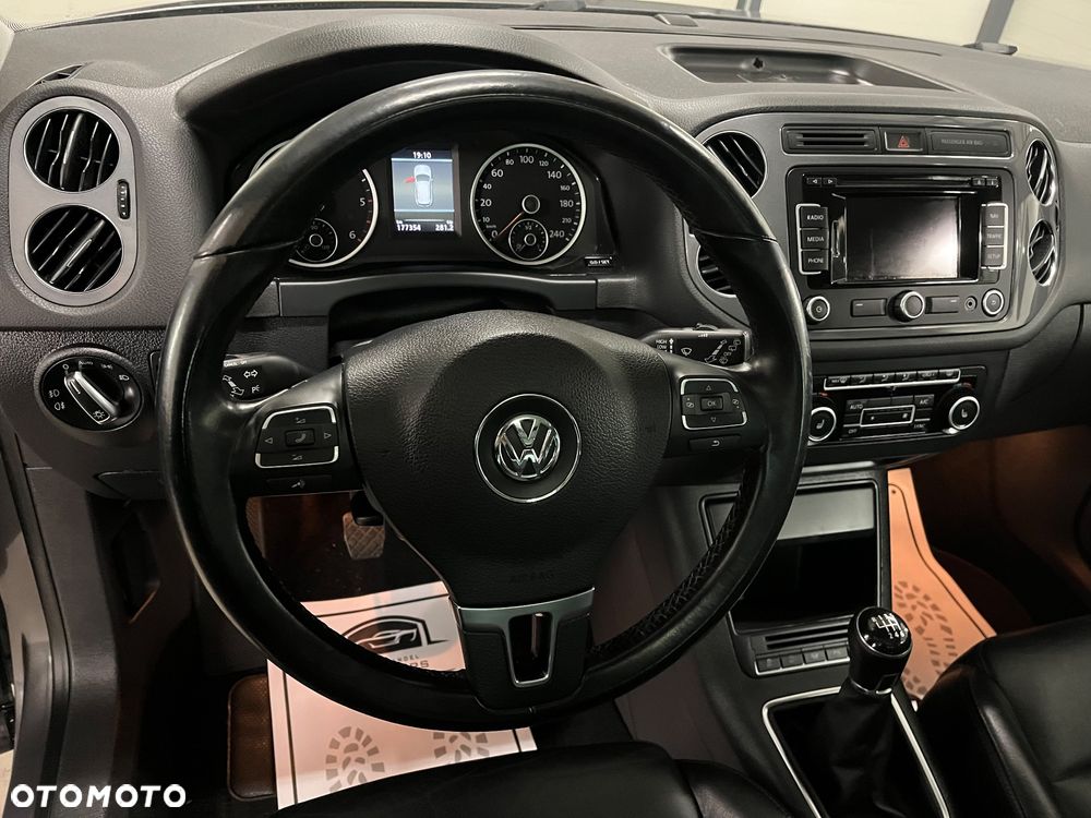 Volkswagen Tiguan 2.0 TDI SCR BlueMotion Technology Exclusive - 17