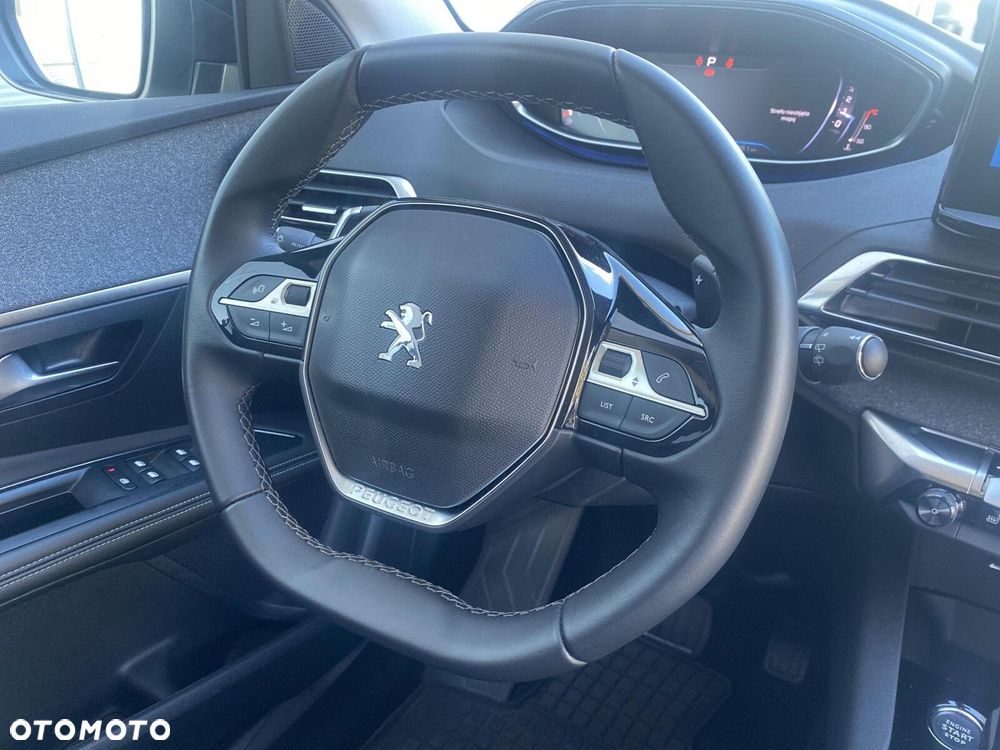 Peugeot 3008 - 28