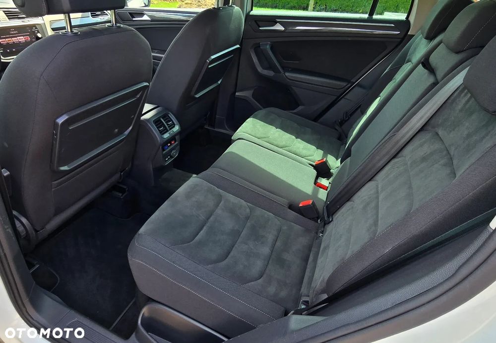 Volkswagen Tiguan 2.0 TSI 4Motion DSG OPF Highline - 28