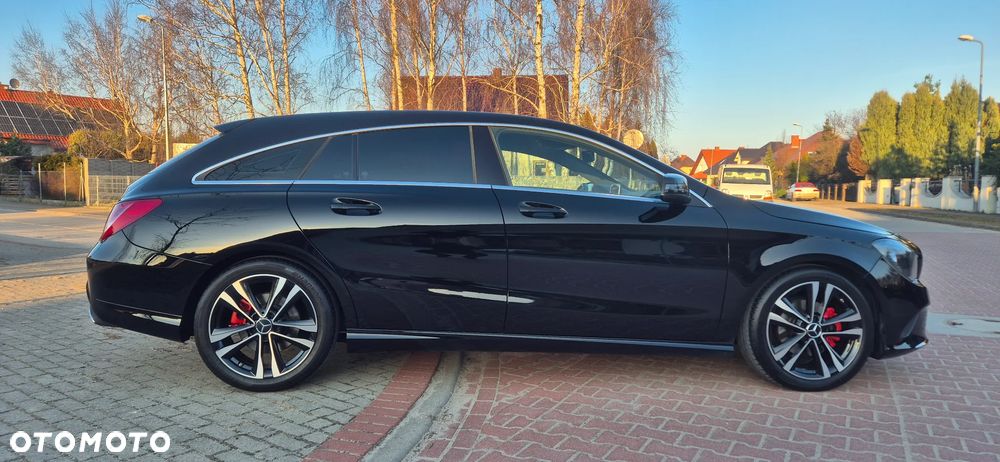 Mercedes-Benz CLA 200 UrbanStyle Edition - 8