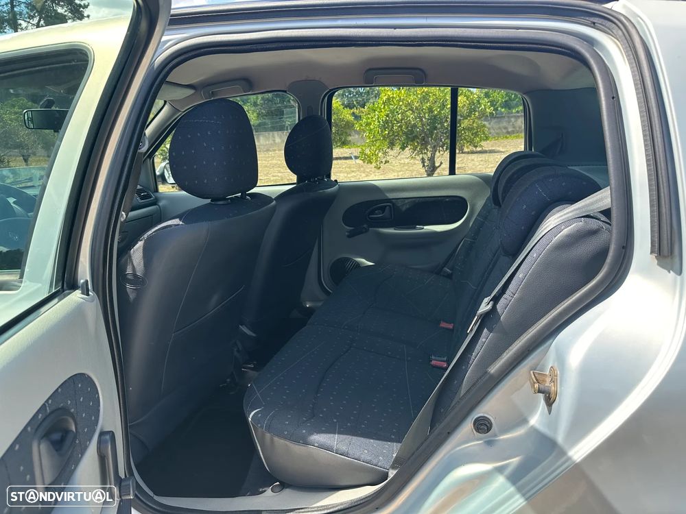 Renault Clio 1.5 dCi Confort Privilège - 15