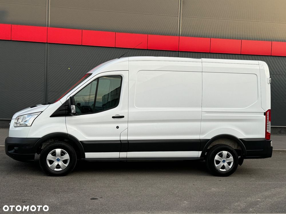 Ford Transit L2H2 - 10