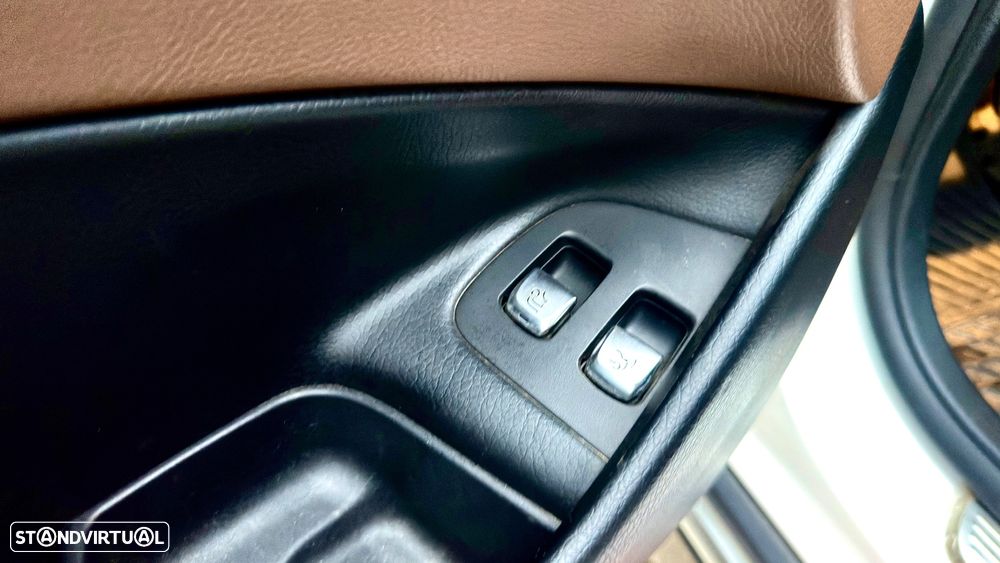Mercedes-Benz E 220 d 4-Matic All Terrain Avantgarde + - 22