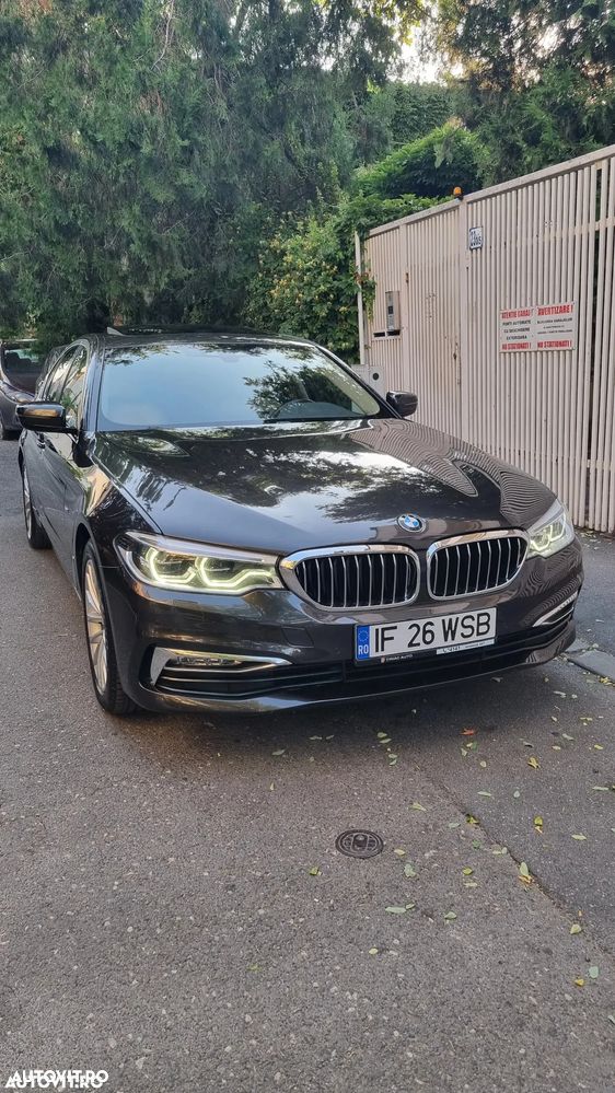 BMW Seria 5 520d Aut. Luxury Line - 1