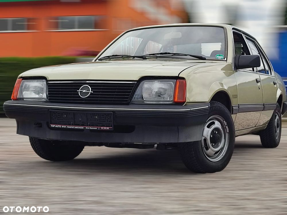 Opel Ascona - 1