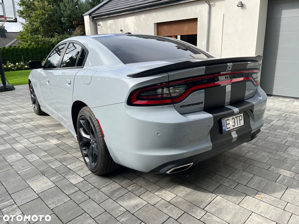 Dodge Charger - 8