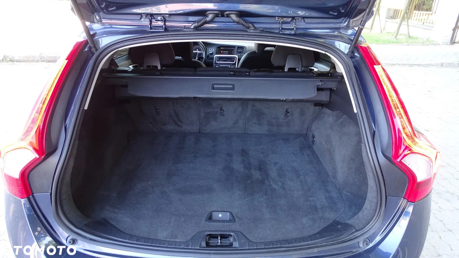 Volvo V60 DRIVe - 9