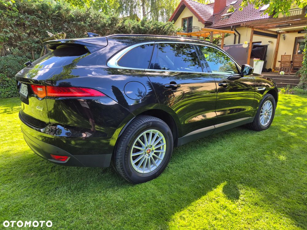 Jaguar F-Pace - 3