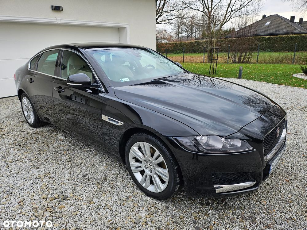 Jaguar XF 2.0 i4D AWD Portfolio - 8