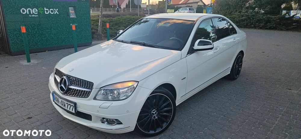 Mercedes-Benz Klasa C 180 BlueEFFICIENCY 7G-TRONIC Avantgarde - 9