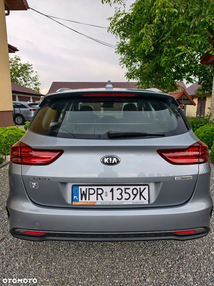 Kia Ceed 1.6 CRDi mHEV S - 6